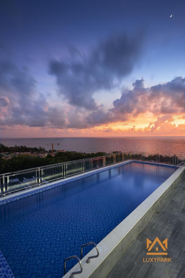 Luxy Park Hotel Phu Quoc Romantic Sunset Eksteriør bilde